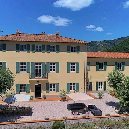 Fully Serviced With Breathtaking Views Villa *